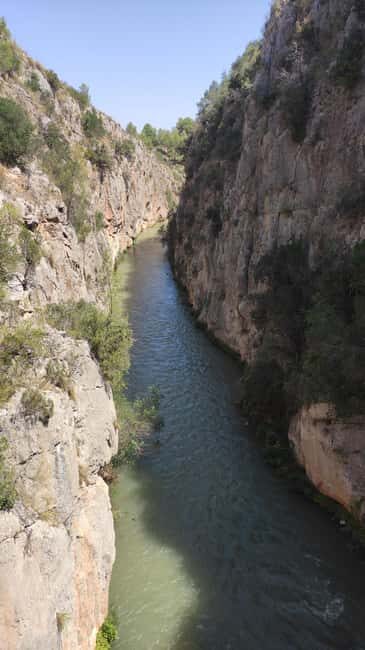 From Valencia: Excursion to Chulilla + hike and kayak tour on the lake - FAQ