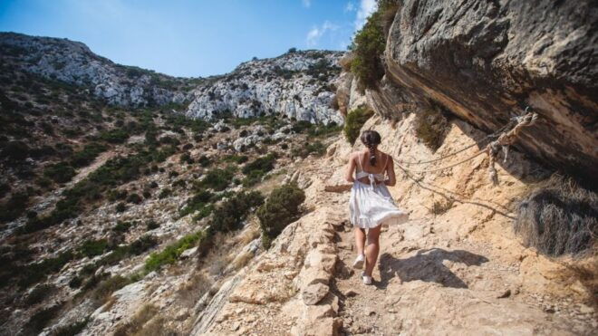 From Valencia: Full Day-Trip in the Seaside Resort of Calpe - Experience Description