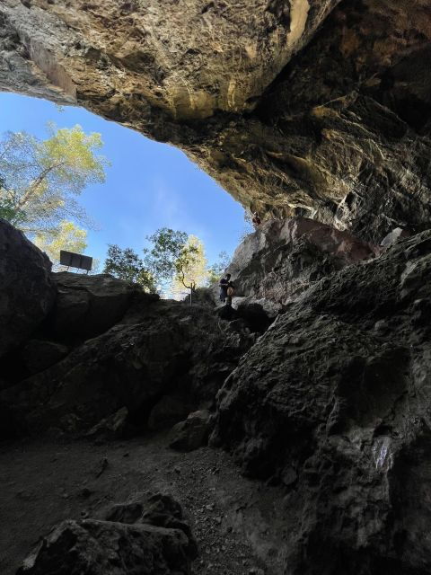 From Valencia: Montanejos With Guided Hike and Black Cave - Getting to Montanejos