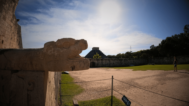FROM VALLADOLID: CHICHÉN ITZÁ + 2 CENOTES COLLECTIVE TRANSPORTATION - Entrance Fees and Tickets
