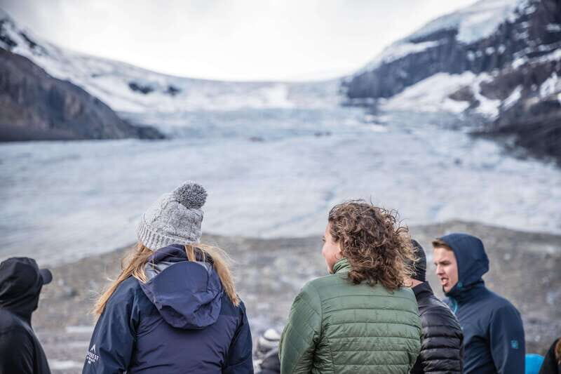 From Vancouver: Rocky Mountains 8-Day Tour - Accommodation & Comfort