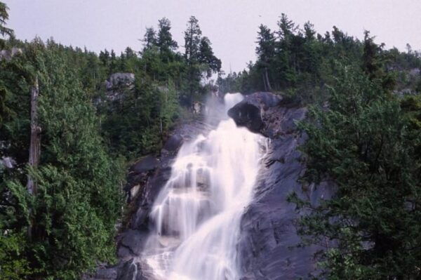 From Vancouver: Whistler Tour With Shannon Falls and Gondola - Preparing for the Tour