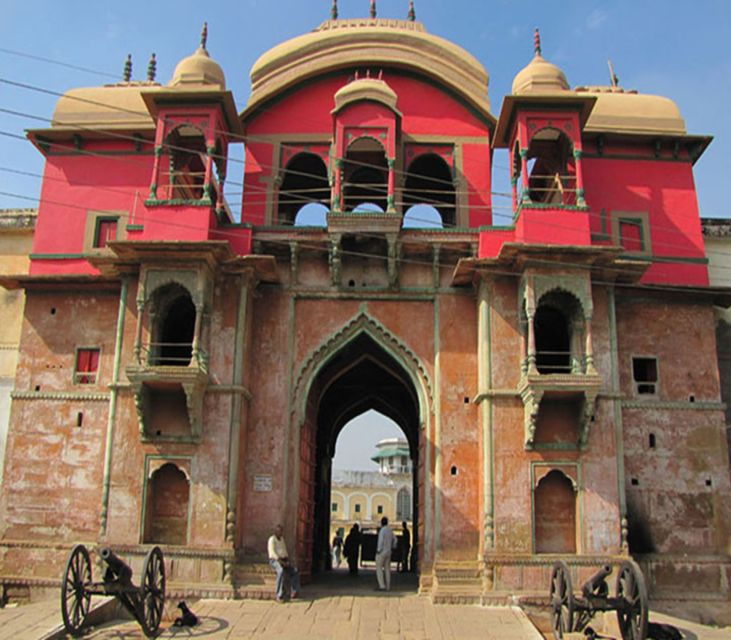 From Varanasi: Private Half-Day Ramnagar Fort Excursion - Tour Details