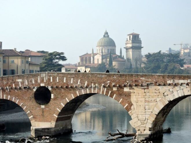 From Venice: Private Tour of Verona - Tour Description