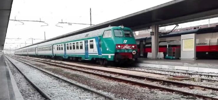 From Venice: Verona Walking Tour With Transportation - Good To Know