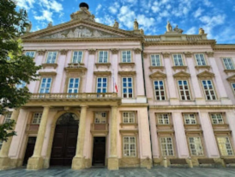 From Vienna: Bratislava City Tour with Food Options - Returning to Vienna: Comfort and Punctuality