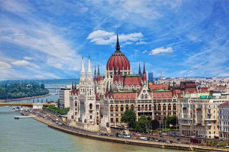From Vienna: Budapest Guided Day Trip With Hotel Transfers - Booking Details