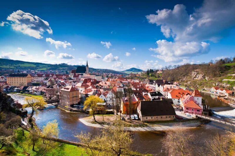From Vienna: Cesky Krumlov Small-Group Guided Day Trip - The Itinerary Breakdown