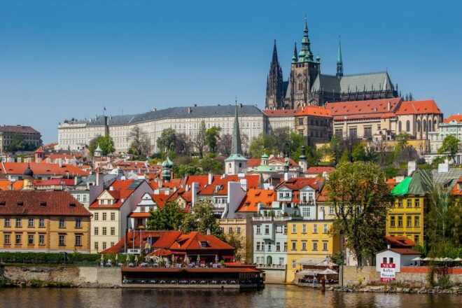 From Vienna: Full-Day Private Trip to Prague - Prague Highlights