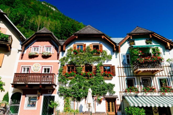 From Vienna: Full Day Trip to Hallstatt and Salzkammergut - Transportation and Logistics