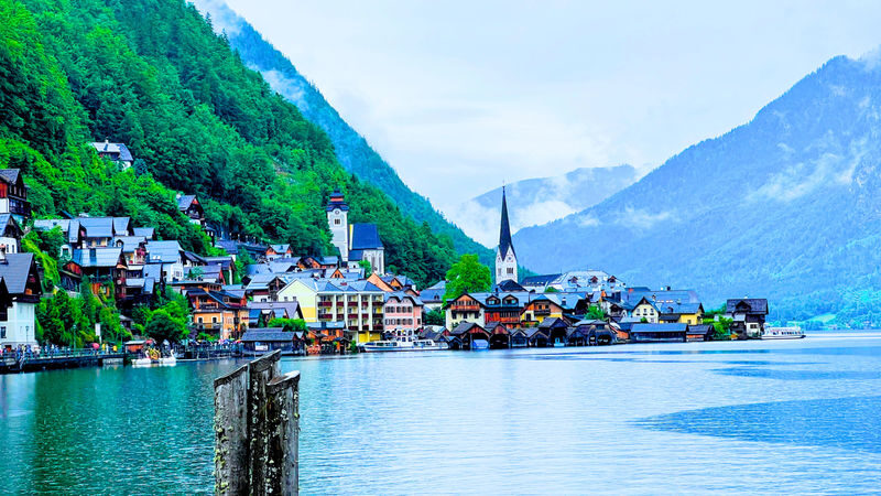 From Vienna: Hallstatt, Salzburg & Melk Abbey Small-Group Day Tour - From Vienna, make the pickup details precise