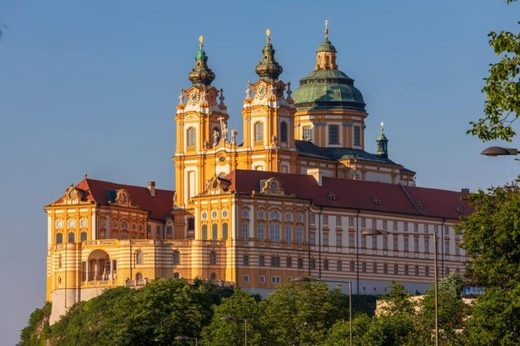From Vienna: Melk, Hallstat, and Salzburg Day Trip - Good To Know