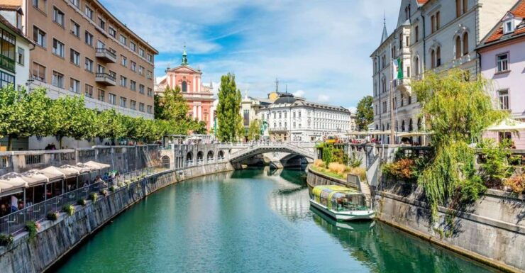 From Vienna: Private Day Tour of Ljubljana and Lake Bled - Experience Highlights in Ljubljana