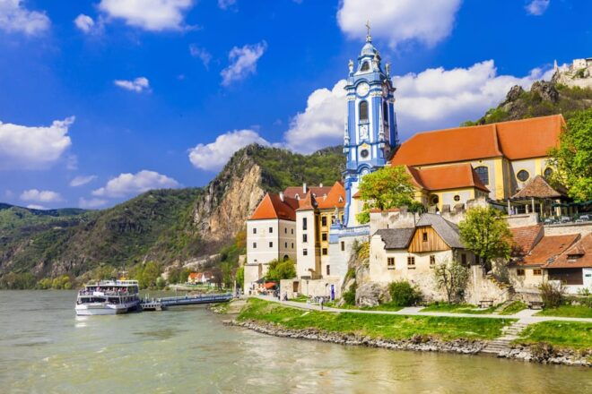 From Vienna: Wachau, Melk, Hallstatt, and Salzburg Day Tour - Transportation and Accessibility