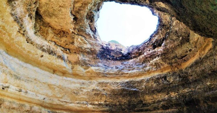 From Vilamoura: 2.5-Hour Benagil Cave and Dolphins Boat Tour - Experience