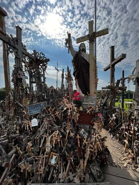 From Vilnius: Hill of Crosses, Pakruojis Manor & Kernav - What’s Included and What to Consider