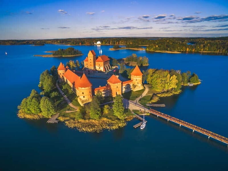 From Vilnius: tour to Trakai with kybynai tasting - The Sum Up