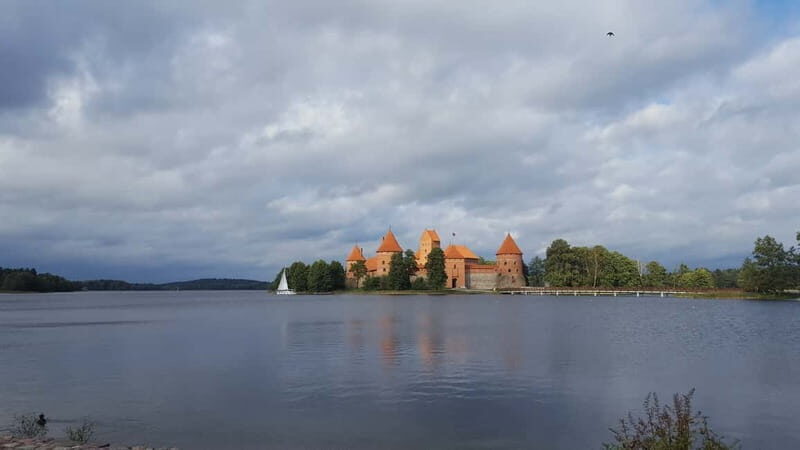 From Vilnius: Trakai Castle and Paneriai Memorial Tour - Introduction: What You Can Expect