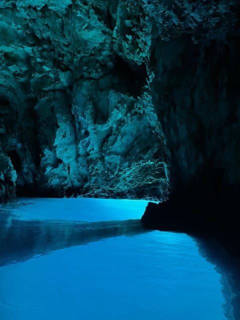 From Vis: Speedboat Tour - Vis, BišEvo & Blue Cave (Private) - Pickup and Stops