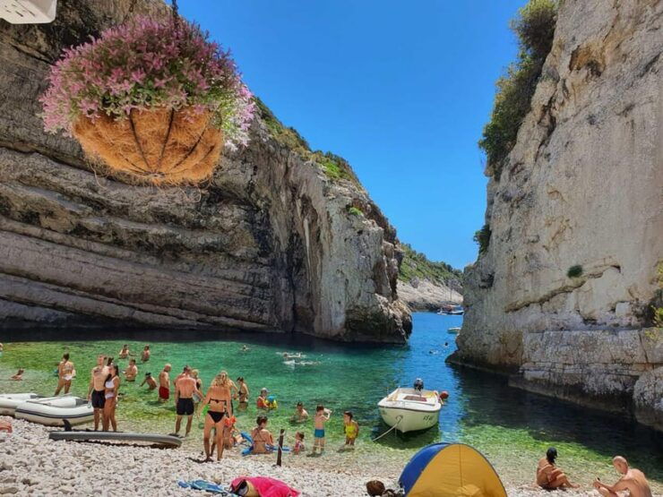 From Vis: Speedboat Tour - Vis, BišEvo & Blue Cave (Shared) - Itinerary Highlights