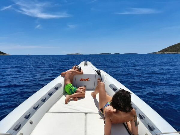 From Vis: Speedboat Tour - Vis, BišEvo & Blue Cave (Shared) - Frequently Asked Questions