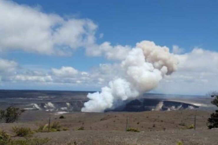From Waikiki: Big Island Volcano Helicopter and Ground Tour - Tour Highlights and Itinerary