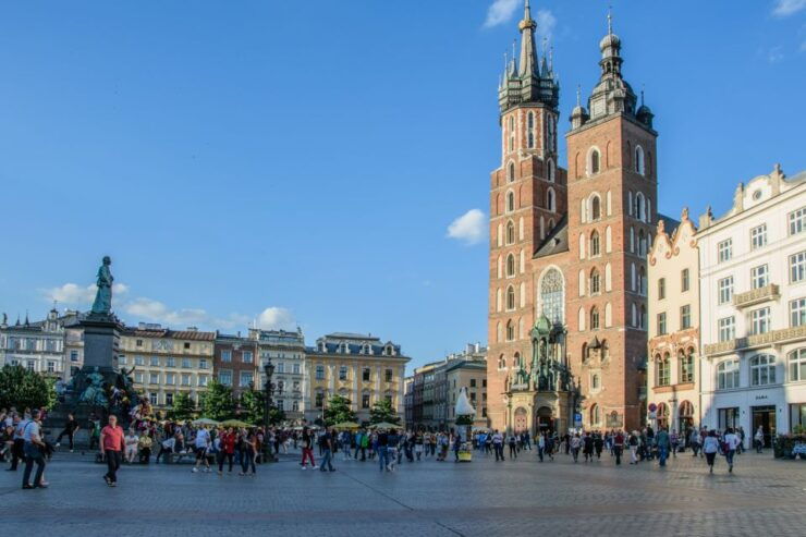 From Warsaw: 3 or 6-Hour Krakow Tour by Private Car - Experience Highlights in Krakow