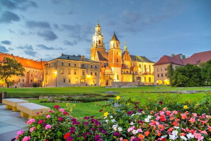 From Warsaw: Krakow Sightseeing Tour by Express Train - Activity Details