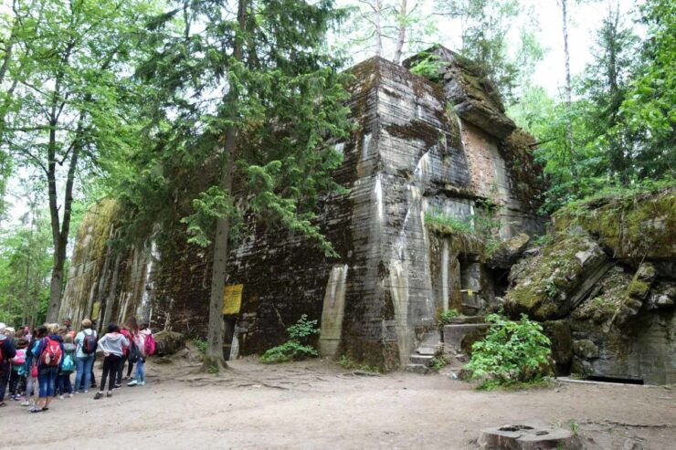 From Warsaw: Wolf's Lair Hitler's Headquarters Full-Day Tour - Tour Duration and Language