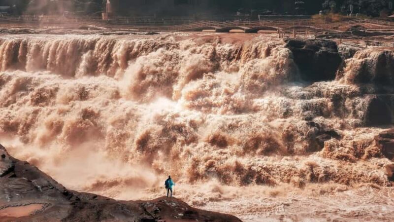 From Xi'an: Hukou Waterfall & Huangdi Mausoleum 1-Day Tour - An In-Depth Look at the Tour Experience