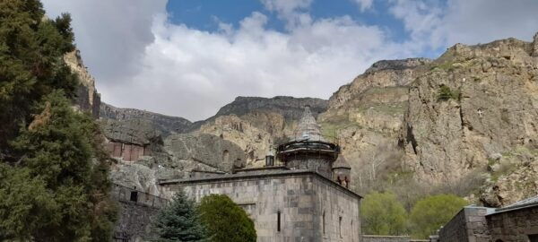 From Yerevan: 6 Armenian Destinations Tour With Audio Guide - Customer Experiences and Feedback