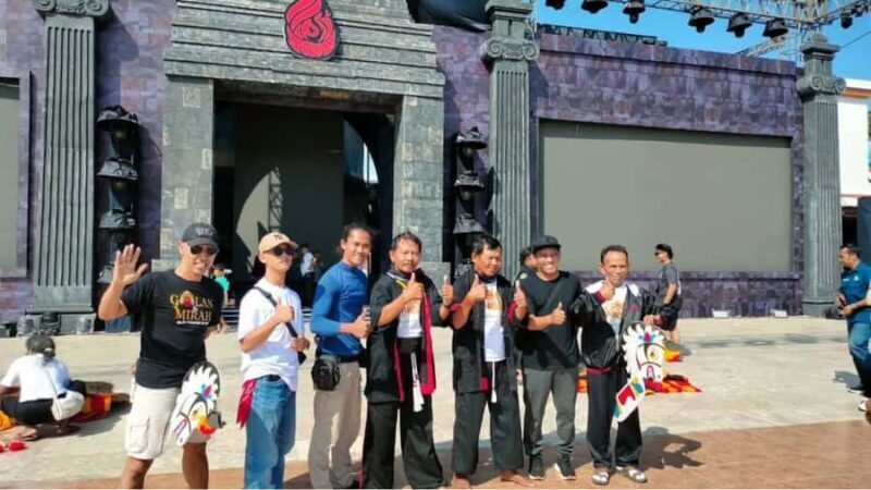 From Yogyakarta: 2 Days Reog Traditional Dance Guided Tour - Frequently Asked Questions