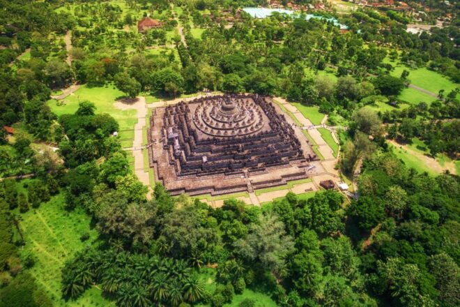 From Yogyakarta: Borobudur Sunrise Half Day Tour With Pickup - Tour Highlights