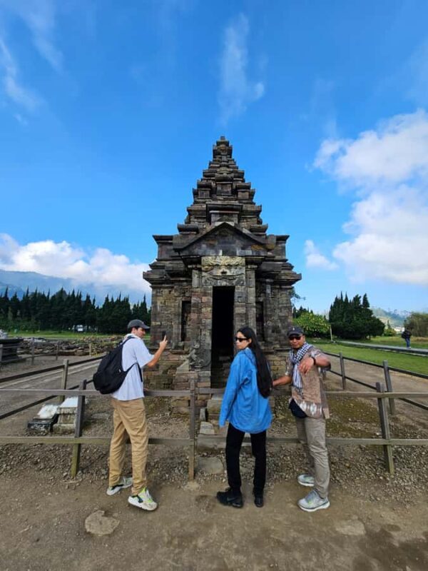 From Yogyakarta: Dieng Plateau & Gastronomy Tour & Transfer - Who Would Enjoy This Tour?
