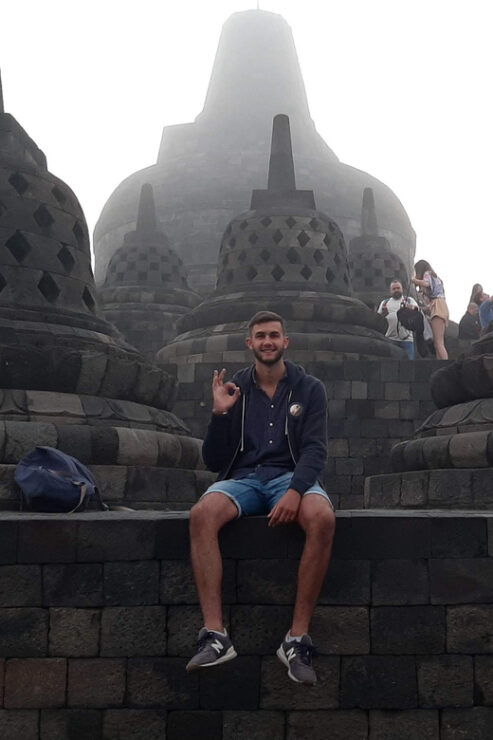 From Yogyakarta : One Day Tour Borobudur and Prambanan - Exploring Borobudur Temple