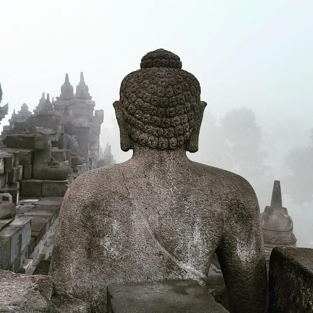 From Yogyakarta: Selogriyo Temple Trekking and Borobudur - Key Points