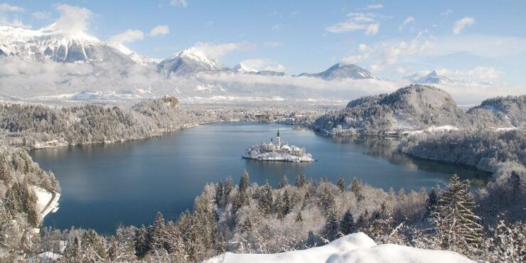 From Zagreb: Ljubljana and Lake Bled Day Trip by Minivan - Itinerary Overview