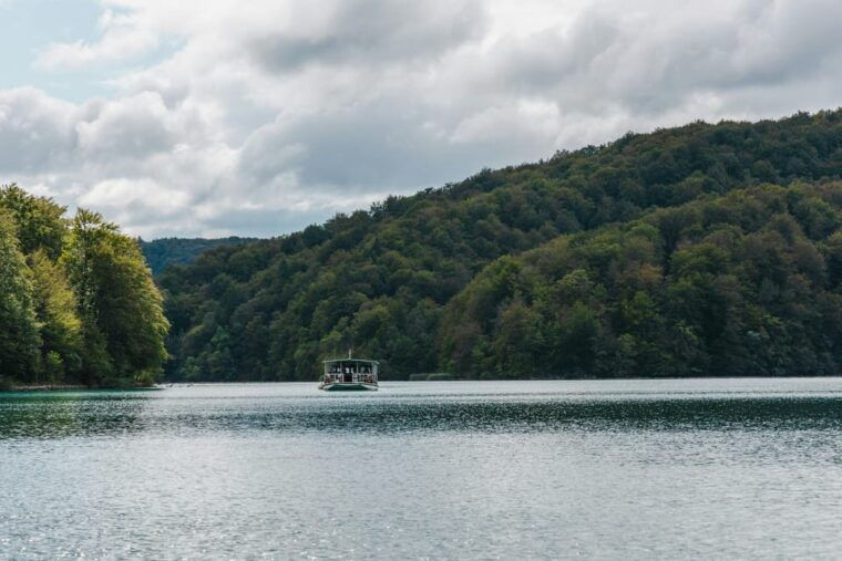 From Zagreb to Plitvice Lakes and Rastoke - Private day tour - What’s Included and What’s Not?