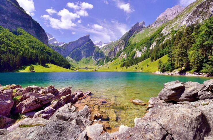 From Zurich: Day Trip to Lauterbrunnen and Interlaken - Booking Details