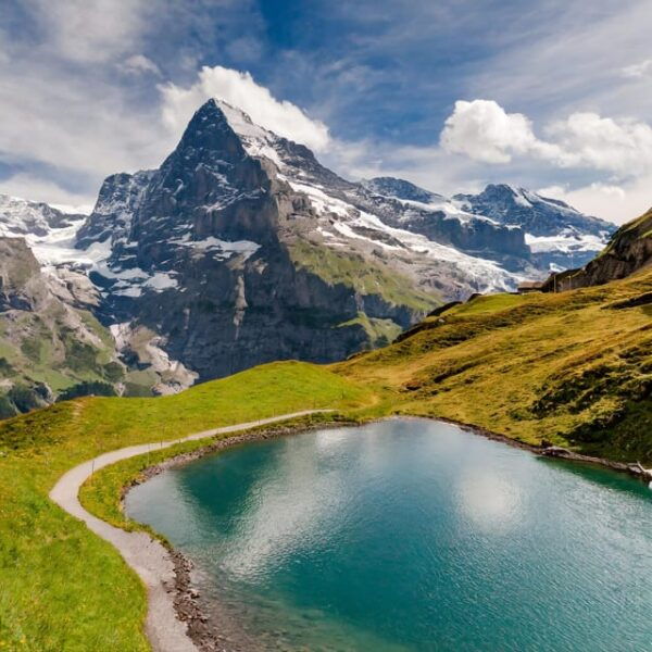 From Zurich: Interlaken and Grindelwald Private Day Tour - Explore Interlaken