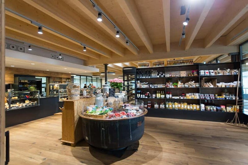 From Zurich: Rapperswil, Einsiedeln, Lindt Home of Chocolate - FAQs