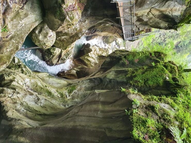 From Zurich: Waterfalls Valley & Aareschlucht Gorge Day Tour - Experience Highlights