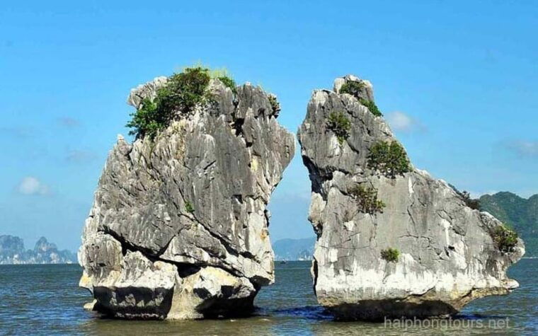 Fromha Long: Halong Bayboat Tour 4 - 5.5hours From Tuan Chau - Included in the Tour