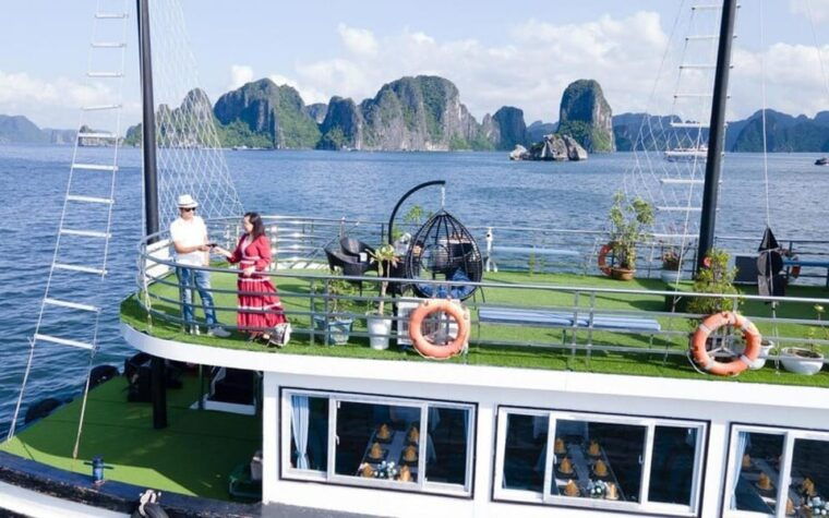 Fromha Long: Halong Bayboat Tour 4 - 5.5hours From Tuan Chau - Customer Feedback and Ratings