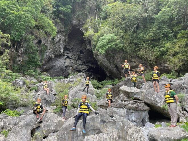 FromNinh Binh: Phong Nha, Paradise Cave, Dark Cave Adventure - Included Amenities