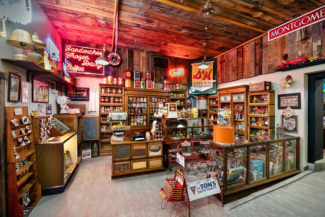 Frontier Auto Museum Advanced Tickets  - Wyoming - Overview and Features