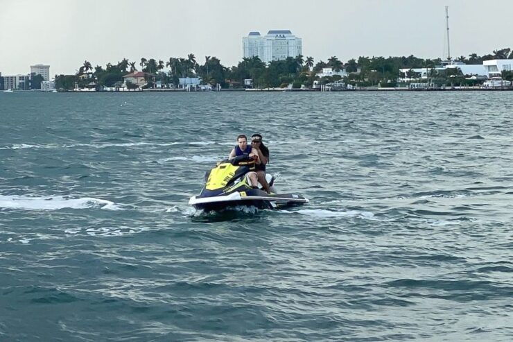 Ft. Lauderdale: Hollywood Beach Jet Ski Rental - Booking and Availability