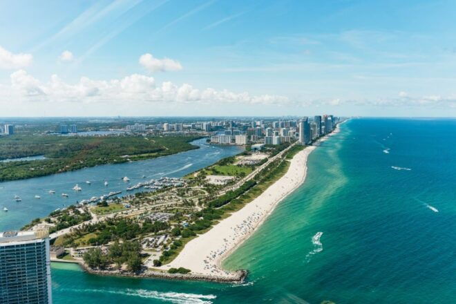 Ft. Lauderdale: Private Helicopter Tour to Miami Beach - Pricing and Seat Requirements