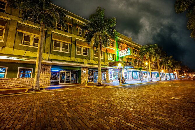 Ft. Myers Ghosts Tour by US Ghost Adventures - An In-Depth Look at the Ft. Myers Ghosts Tour