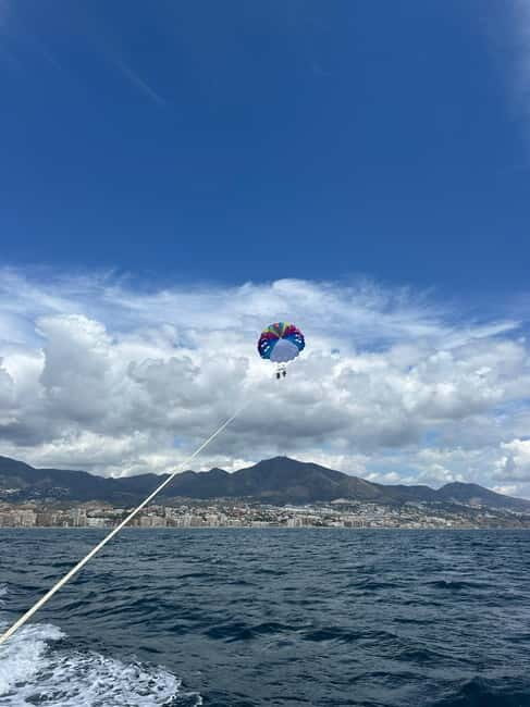 Fuengirola: Best luxury parasailing in Fuengirola - The Authentic Experience